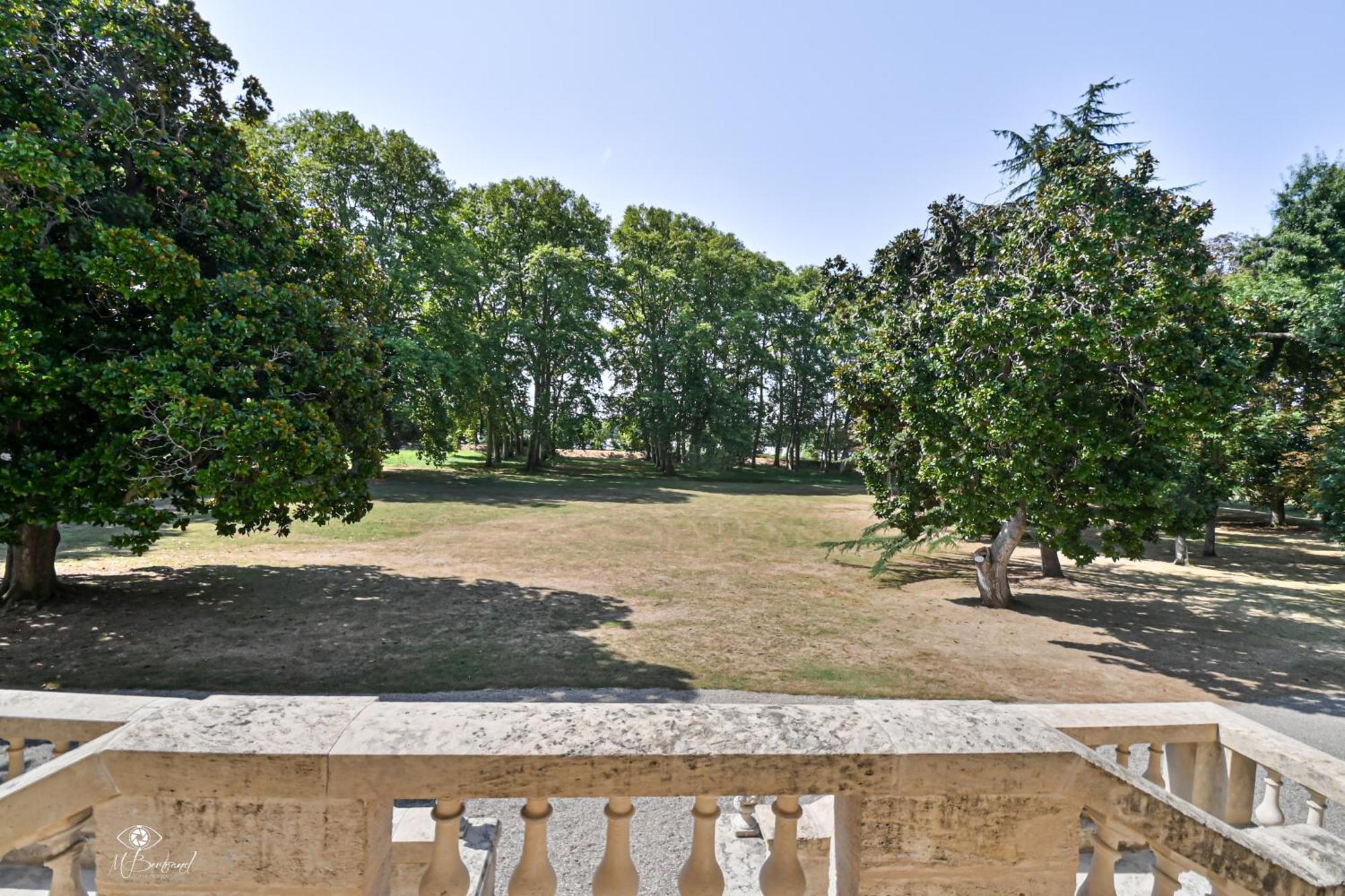 Chateau Couffins Asques ภายนอก รูปภาพ