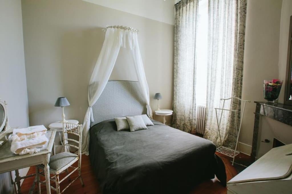 Chateau Couffins Asques ภายนอก รูปภาพ