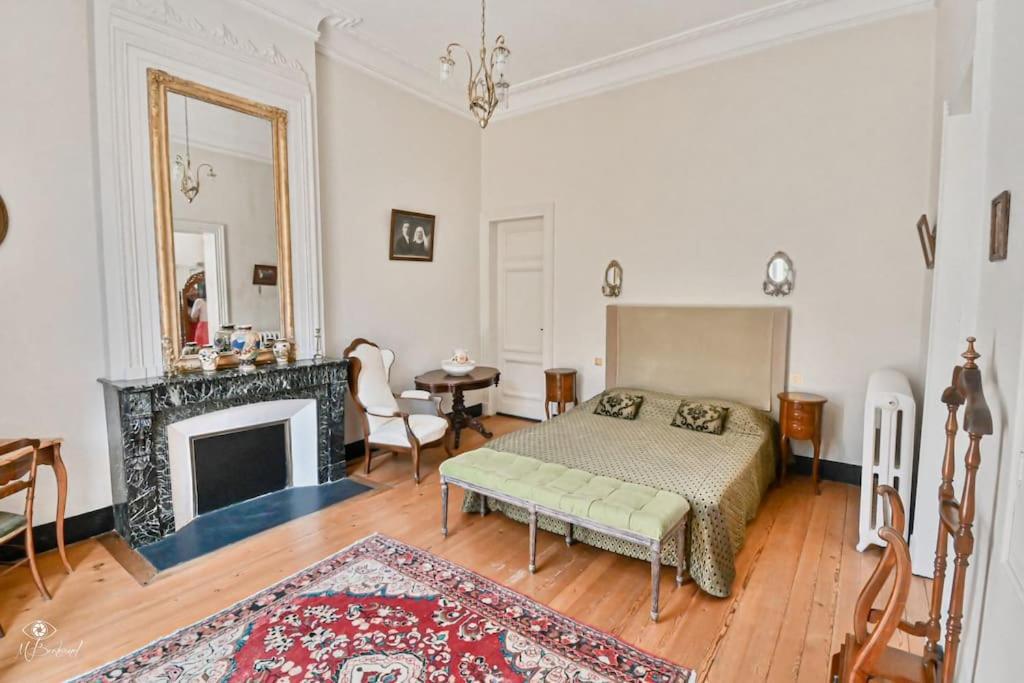 Chateau Couffins Asques ภายนอก รูปภาพ