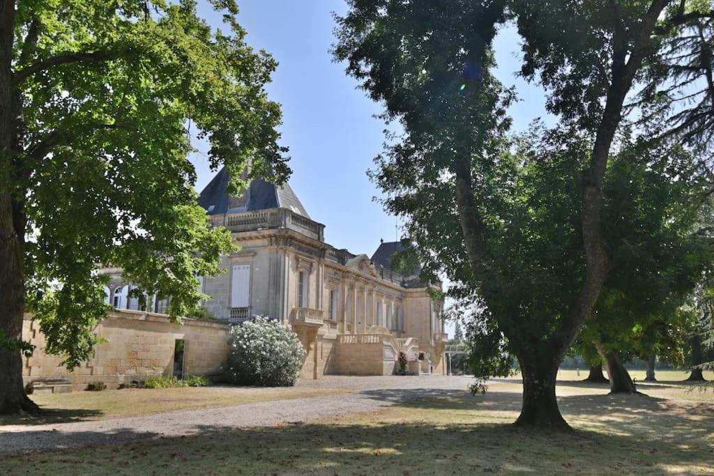 Chateau Couffins Asques ภายนอก รูปภาพ